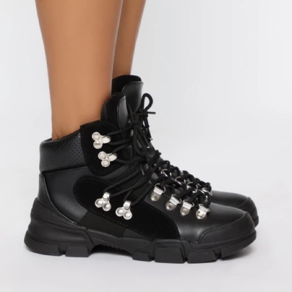 Black Boot